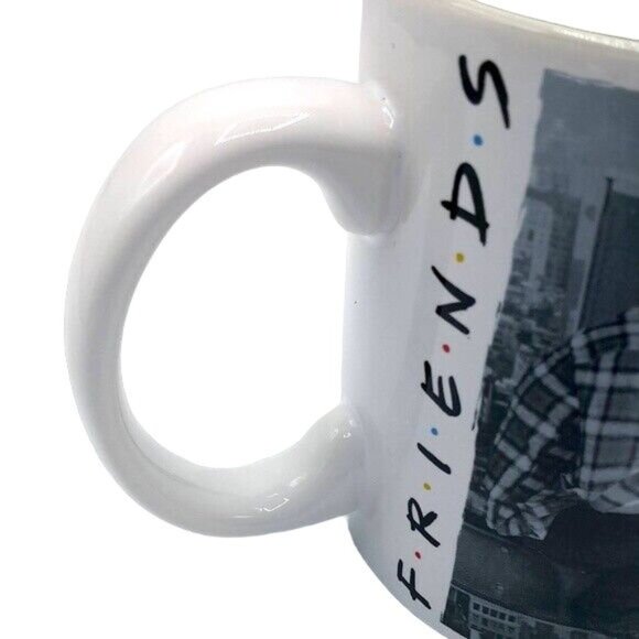 2/$15 Friends TV Show Construction Scene Mug 20oz Group Photo Silver Buffalo - Picture 4 of 7